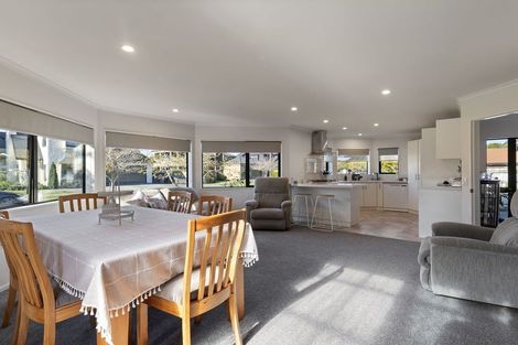 Photo of property in 18 Dougherty Place, Hokowhitu, Palmerston North, 4410