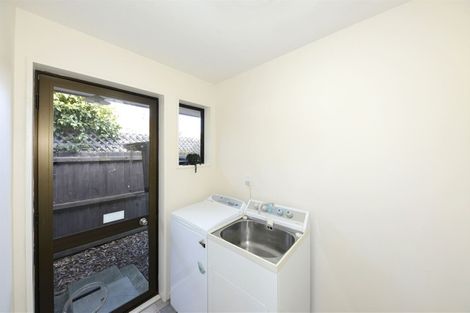 Photo of property in 182 Avonhead Road, Avonhead, Christchurch, 8042