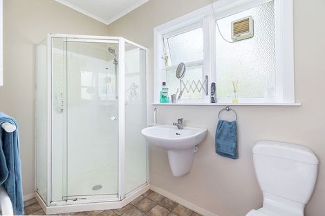 Photo of property in 28 Findlay Street, Tawa, Wellington, 5028