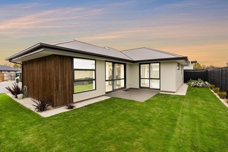 Photo of property in 12 Twin Meadows Drive, Casebrook, Christchurch, 8051