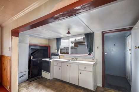Photo of property in 76 Wesley Street, South Dunedin, Dunedin, 9012