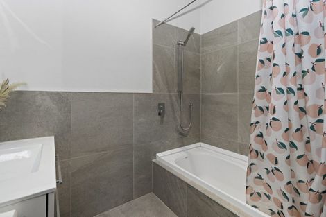 Photo of property in 39u2 Norton Road, Frankton, Hamilton, 3204