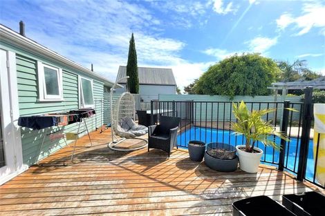 Photo of property in 477 Beach Road, Murrays Bay, Auckland, 0630