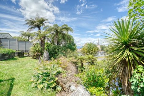 Photo of property in 233 Hampden Street, Hokitika, 7810