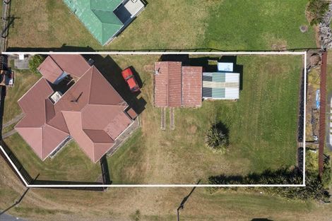 Photo of property in 12 Roore Street, Foxton Beach, Foxton, 4815