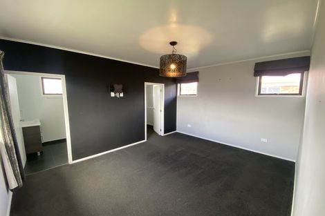 Photo of property in 25 Lawrie Avenue, Pukekohe, 2120