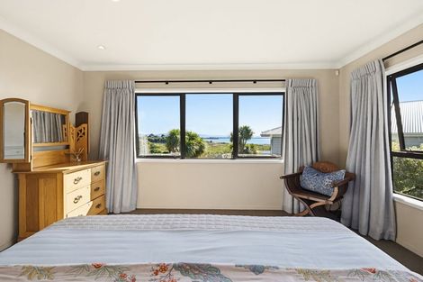 Photo of property in 64 Sereno Vista, Bellevue, Tauranga, 3110