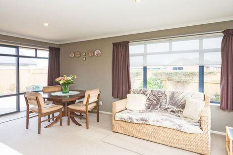 Photo of property in 26 Geneva Terrace, Kelvin Grove, Palmerston North, 4414