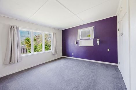 Photo of property in 12 Woburn Street, Waipukurau, 4200
