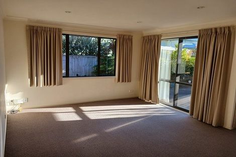 Photo of property in 18a Pirie Street, Palmerston North, 4410