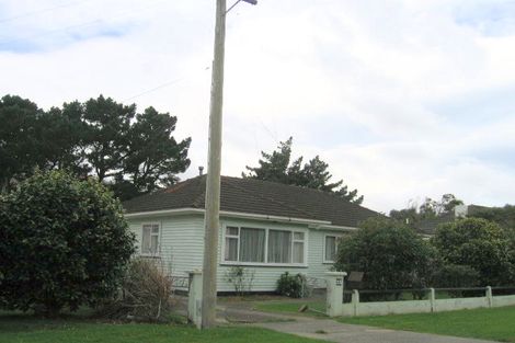 Photo of property in 28 Findlay Street, Tawa, Wellington, 5028
