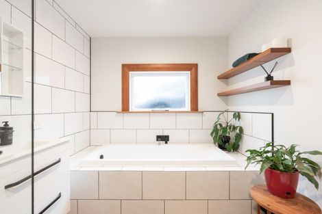 Photo of property in 1/121 Hataitai Road, Hataitai, Wellington, 6021