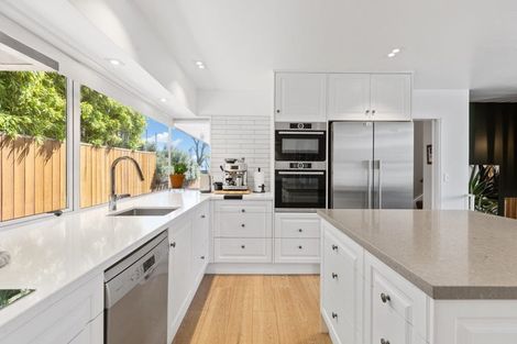 Photo of property in 7 Assisi Street, Mount Pleasant, Christchurch, 8081