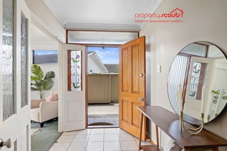 Photo of property in 14 Barrett Street, Westown, New Plymouth, 4310