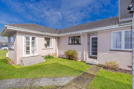 Photo of property in 10 Mahana Road, St Andrews, Hamilton, 3200