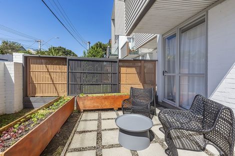 Photo of property in Altar Apartments, 11/120 Rintoul Street, Newtown, Wellington, 6021