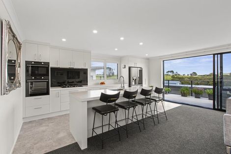 Photo of property in 5 Maataitai Road, Raglan, 3225
