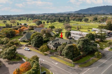 Photo of property in 2 Lavinia Grove, Waikanae Beach, Waikanae, 5036