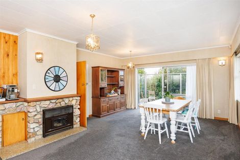 Photo of property in 197 Bridge Street, Bulls, 4818