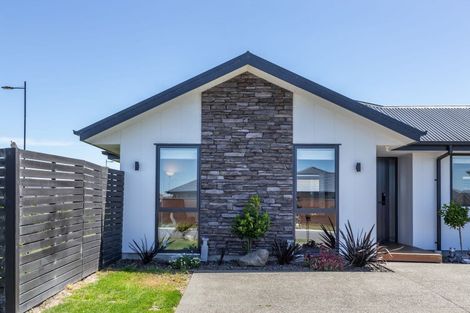 Photo of property in 23 Nicolau Avenue, Rolleston, 7615