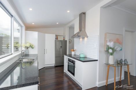 Photo of property in 50 York Street, Moera, Lower Hutt, 5010