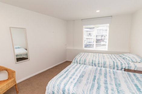 Photo of property in Wharenui Apartments, 274 Oriental Parade, Oriental Bay, Wellington, 6011
