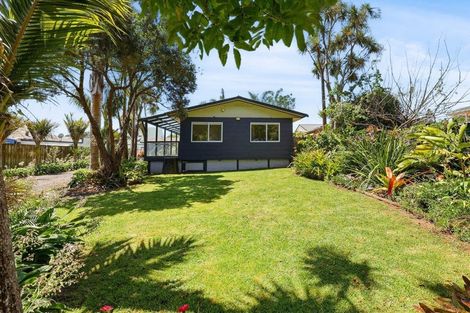 Photo of property in 47 Taihiki Road, Clarks Beach, 2122