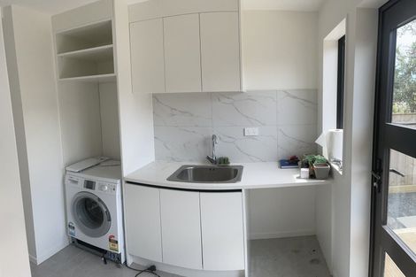 Photo of property in 8/14 Kerswill Place, Pakuranga, Auckland, 2010