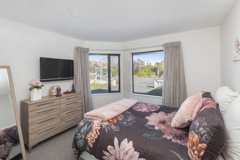 Photo of property in 26a Sawyers Arms Road, Northcote, Christchurch, 8052