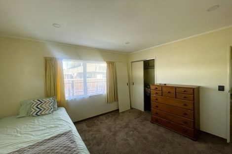 Photo of property in 1 Laredo Grove, Totara Park, Upper Hutt, 5018