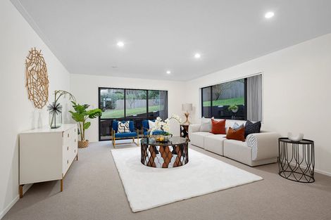 Photo of property in 104 San Marino Drive West, Henderson, Auckland, 0612