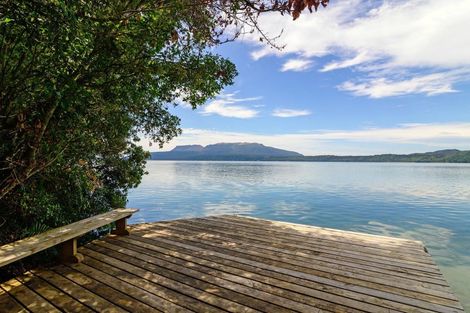 Photo of property in 35 Spencer Road, Lake Tarawera, Rotorua, 3076
