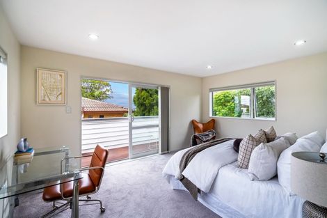 Photo of property in 46 Raleigh Road, Northcote, Auckland, 0627