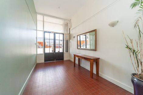 Photo of property in Endeavour Apartments, 125u8 Thorndon Quay, Pipitea, Wellington, 6011