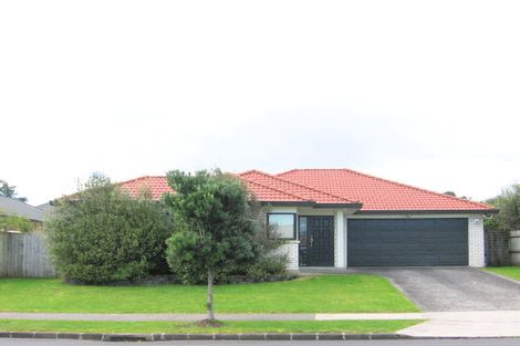 Photo of property in 142 Kilkenny Drive, East Tamaki Heights, Auckland, 2016