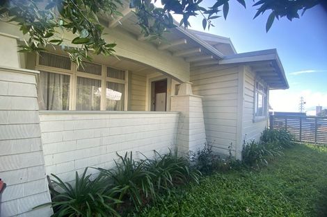 Photo of property in 41 Shakespeare Road, Bluff Hill, Napier, 4110