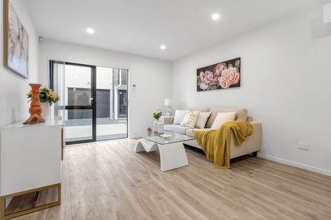 Photo of property in 3/3 Matata Place, Dallington, Christchurch, 8061