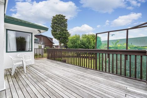 Photo of property in 3 Tokay Place, Huapai, Kumeu, 0810