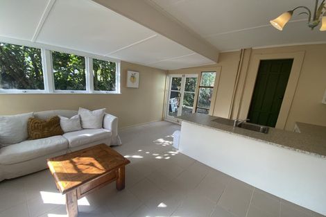 Photo of property in 21 Gillies Crescent, Waimarama, Havelock North, 4294