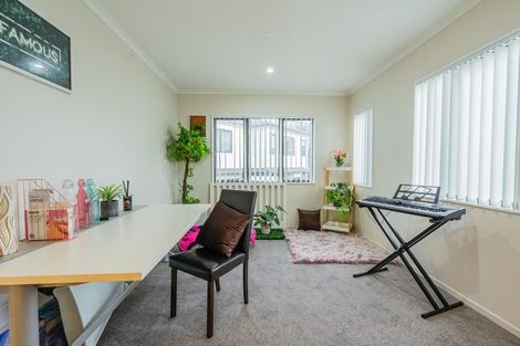 Photo of property in 5 Te Hiko Way, Mangere, Auckland, 2022