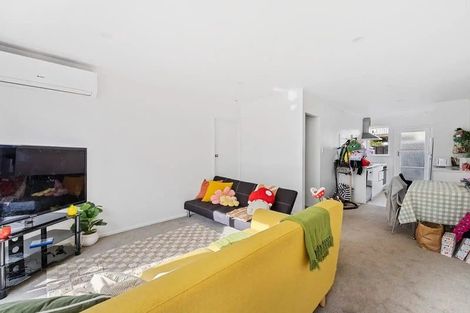Photo of property in 2/43 Cameron Road, Hamilton East, Hamilton, 3216
