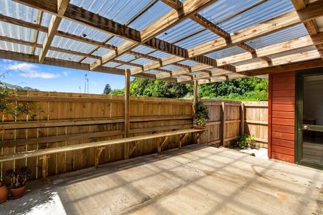 Photo of property in 10a Park Avenue, Tawa, Wellington, 5028