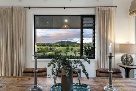 Photo of property in 162 Monument Road, Clevedon, Papakura, 2582