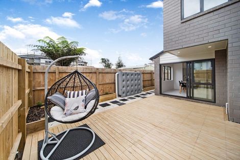 Photo of property in 10a Gardiner Grove, Mangere East, 2024