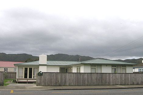Photo of property in 956 High Street, Avalon, Lower Hutt, 5011