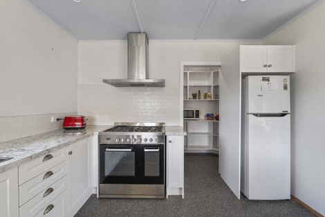 Photo of property in 2560 Rawhitiroa Road, Matemateaonga, Eltham, 4399