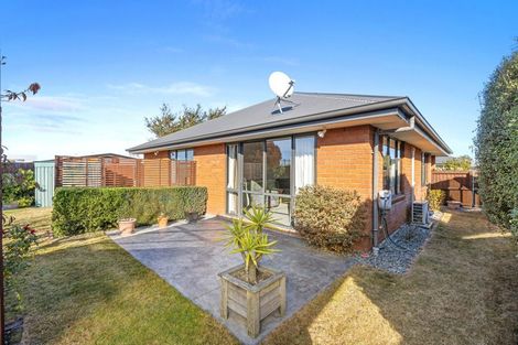 Photo of property in 45 Shortland Street, Wainoni, Christchurch, 8061