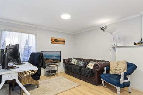 Photo of property in 33c Tay Street, Mount Maunganui, 3116