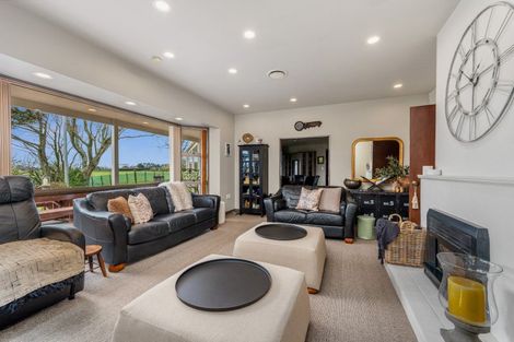 Photo of property in 537 No 1 Line, Longburn, Palmerston North, 4475