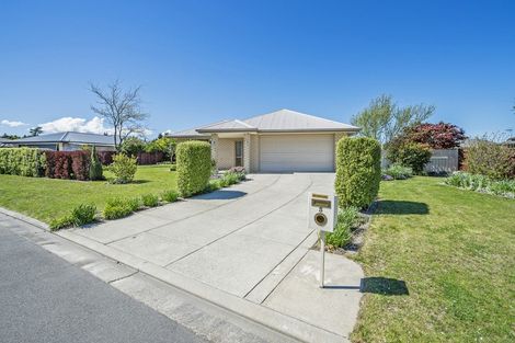 Photo of property in 5 Stanwood Grove, Darfield, 7510